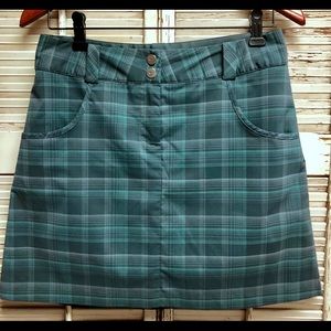Nike Women’s Golf Skirt Turquoise Plaid Sz 2